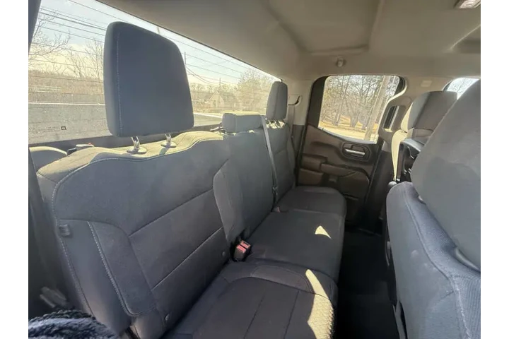 $14999 : 2020 Silverado 1500 LT image 6