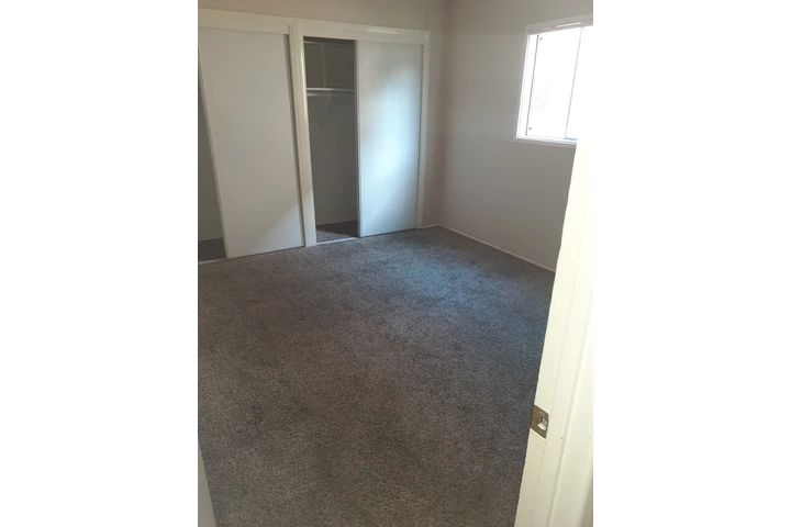 $900 : Renta 900 image 2