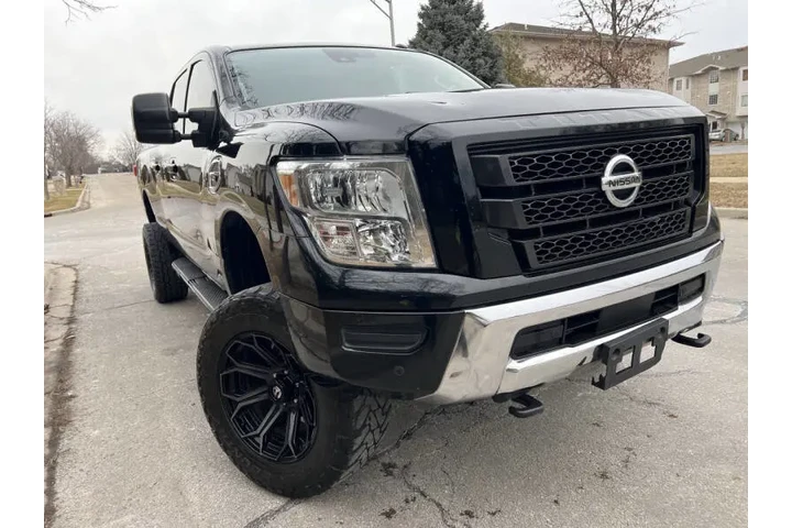 $22995 : 2020 Titan XD SV image 2