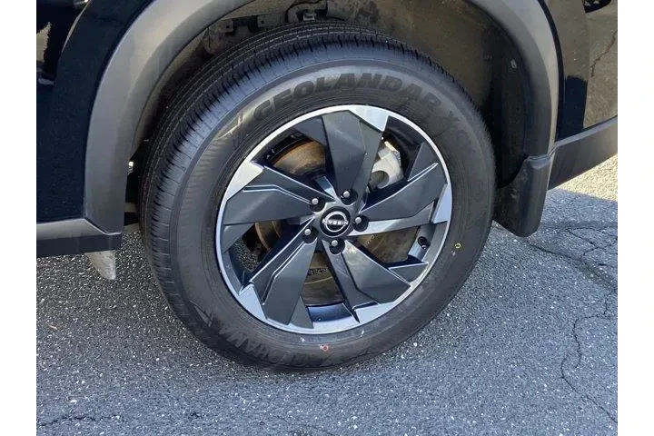 $20995 : Nissan Rogue 2025 AWD SV 4dr image 9