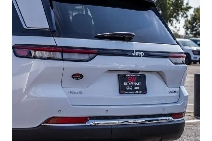 $33400 : Jeep Grand Cherokee 2024 4x4 image 6