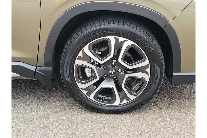 $29998 : Subaru Ascent 2023 AWD Limit image 8