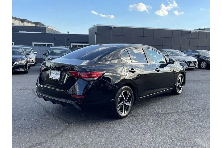 $17500 : Nissan Sentra 2024 SV 4dr Se image 5