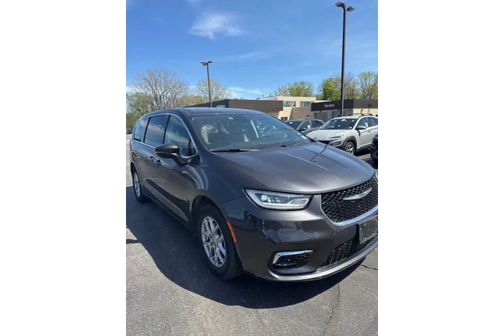 $24990 : Chrysler Pacifica 2023 Touri image 7