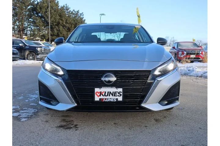 $21477 : Nissan Altima 2024 AWD 2.5 S image 3