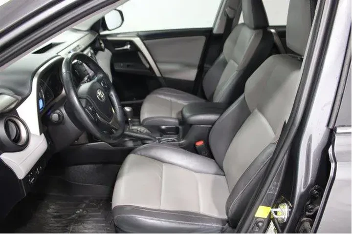 $9985 : Toyota RAV4 2014 Limited 4dr image 3