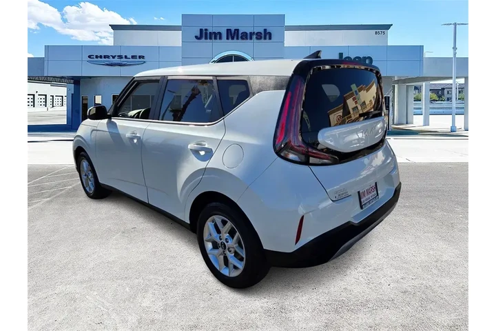 $19588 : Kia Soul 2024 LX 4dr Crossov image 4