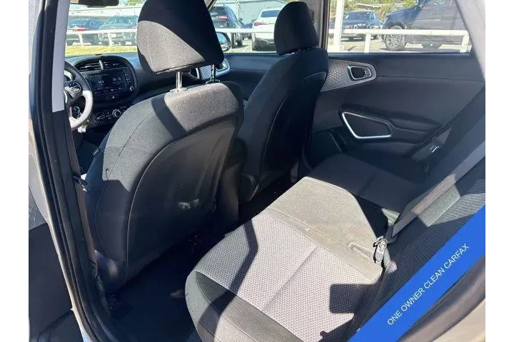 $14587 : Kia Soul 2024 S 4dr Crossove image 10