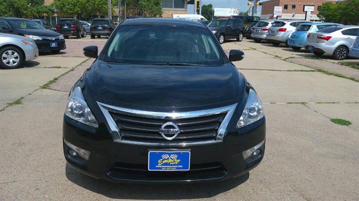 $11999 : 2013 Altima 3.5 SL image 4