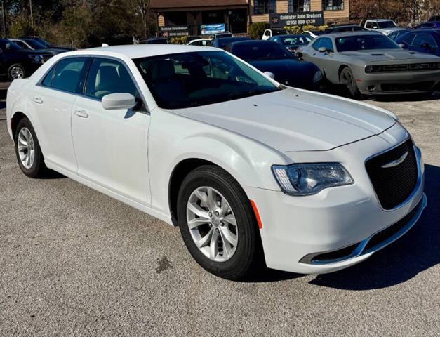 $12500 : 2015 300 Limited image 7