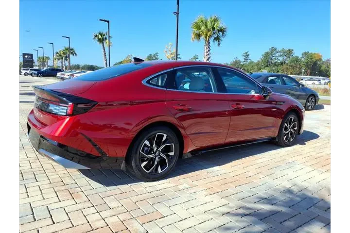 $27990 : Hyundai SONATA 2024 SEL 4dr image 2