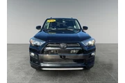 $30991 : Toyota 4Runner 2020 4x4 SR5 thumbnail