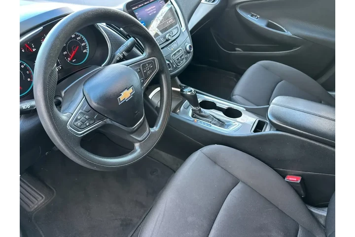 $14551 : Chevrolet Malibu 2020 LT 4dr image 10