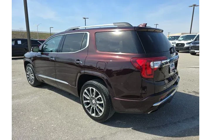 $30000 : GMC Acadia 2021 4x4 Denali 4 image 3