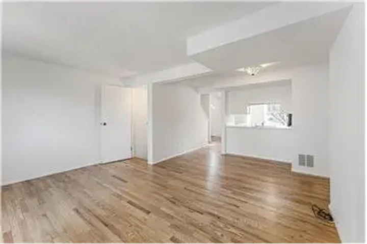 $2900 : Rental property with 2 bedro image 5