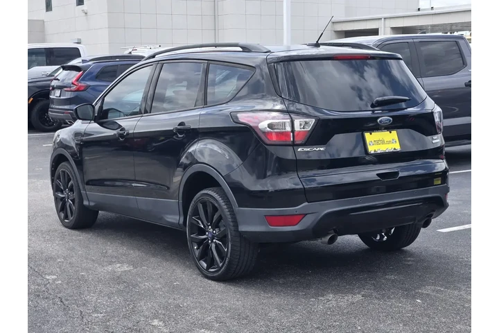 $12492 : Ford Escape 2017 SE 4dr SUV image 6