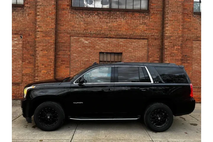 $20800 : 2018 GMC Yukon SLE image 4