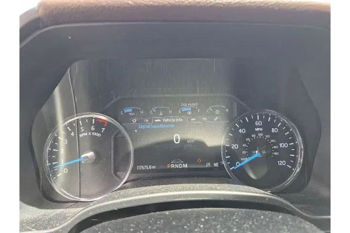 $35206 : Ford Expedition 2021 4x4 Kin image 6