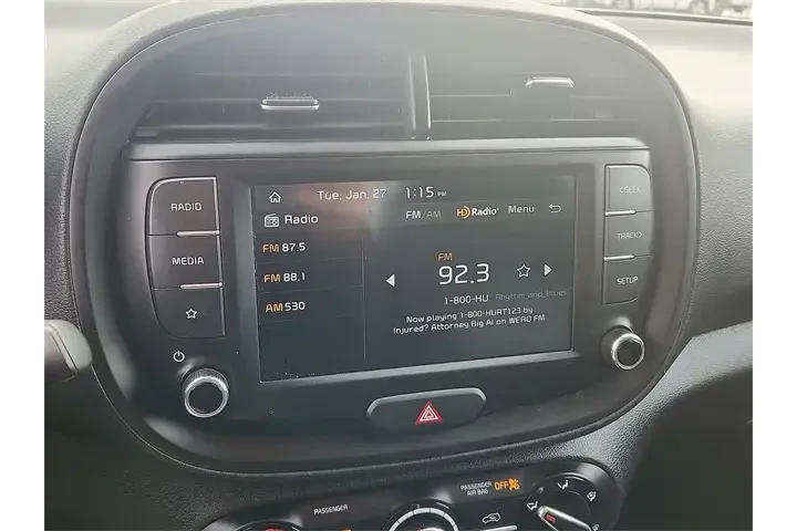 $17388 : Kia Soul 2024 LX 4dr Crossov image 10