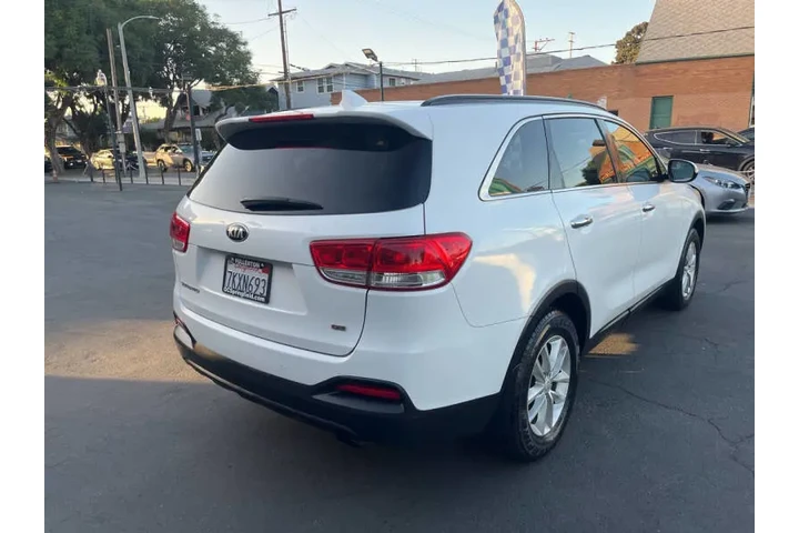 $10995 : 2016 Sorento LX image 6