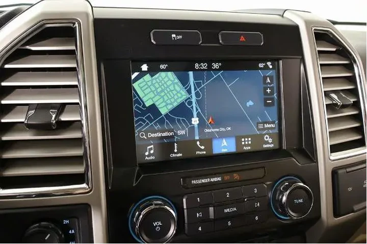 $28074 : Ford F-150 2016 4x4 Lariat 4 image 7