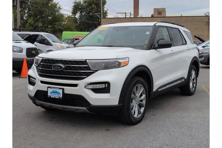 $28221 : Ford Explorer 2022 AWD XLT 4 image 8