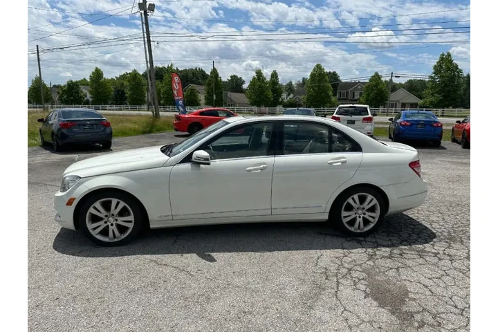 2011 Mercedes-Benz C-Class C image 4