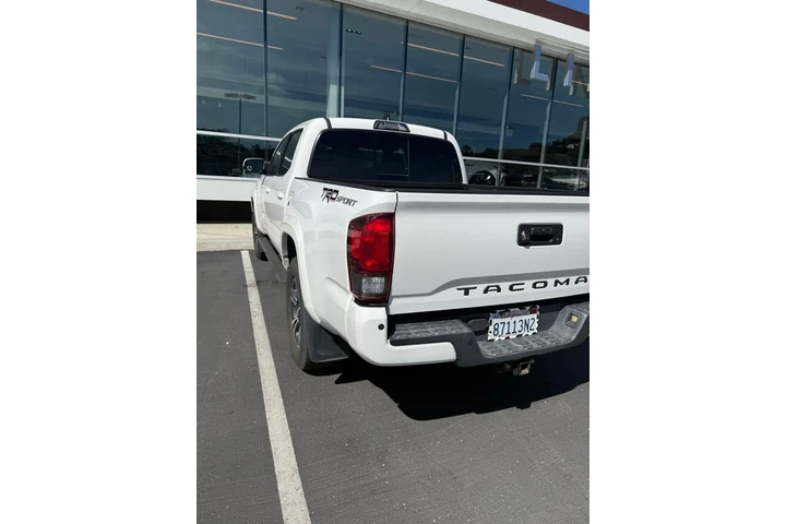 $31900 : Toyota Tacoma 2018 4x2 TRD O image 5