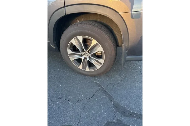 $38936 : Toyota Highlander 2024 AWD X image 8