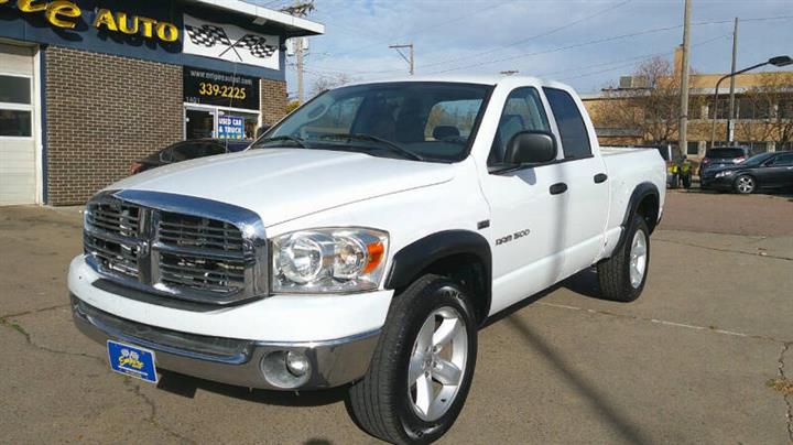 $4999 : 2007 Ram 1500 SLT image 3