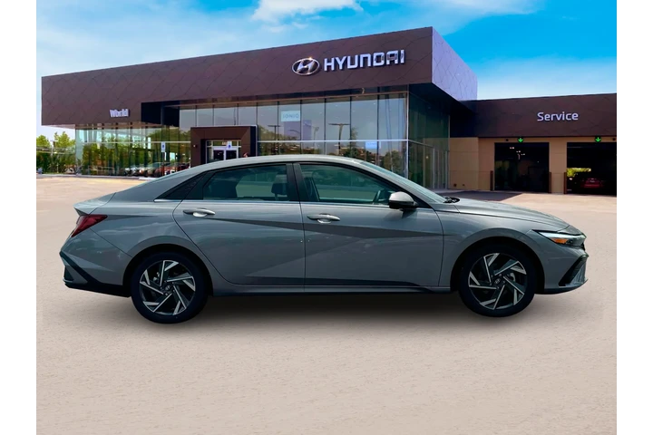 $17020 : Hyundai ELANTRA 2025 Limited image 9
