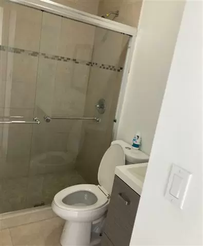$1200 : Efficent en Homestead image 2
