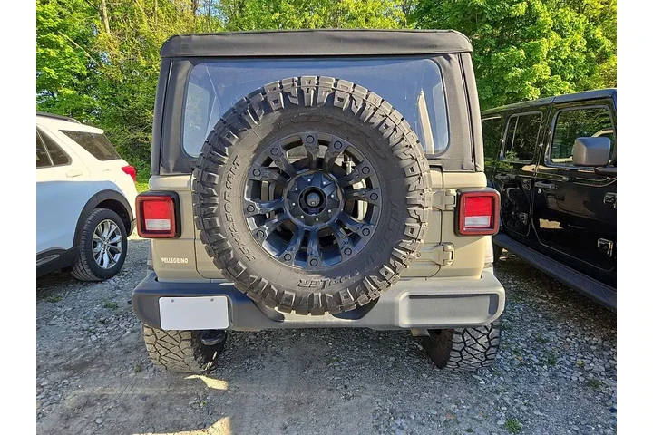 $27558 : Jeep Wrangler Unlimited 2022 image 5