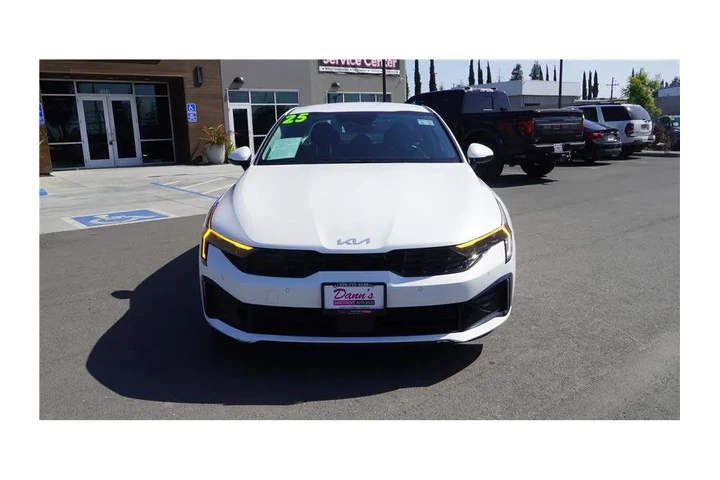 $25784 : 2025 K5 LXS image 3