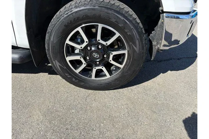 $32999 : Toyota Tundra 2017 4x4 Limit image 9