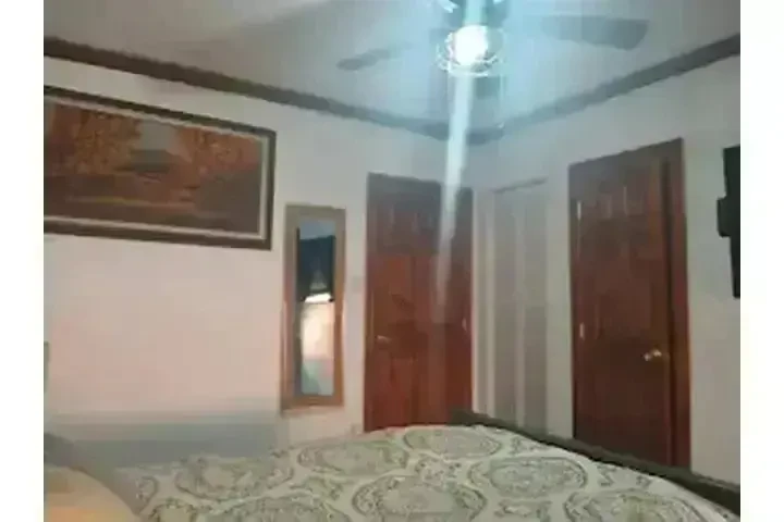 $1100 : UPTOWN WHITTIER CUARTO image 5