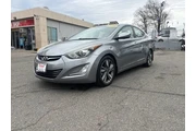 2016 Elantra SE thumbnail