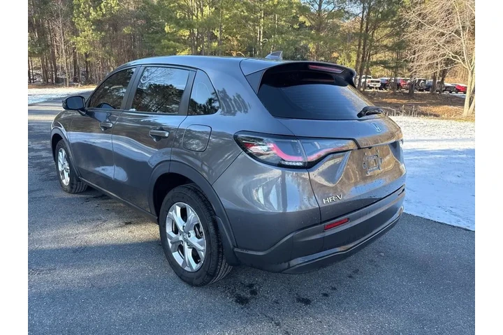 $26277 : Honda HR-V 2025 AWD LX 4dr C image 6