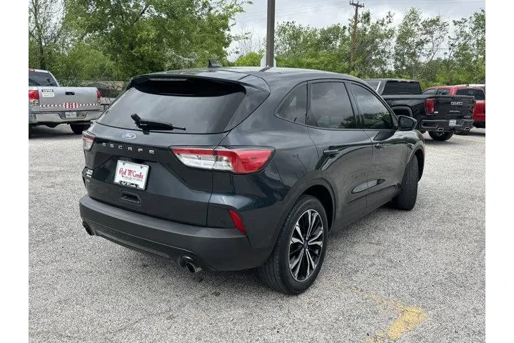$18884 : Ford Escape 2022 SE 4dr SUV image 5