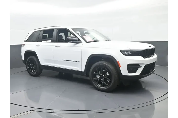 $35000 : Jeep Grand Cherokee 2025 4x2 image 8