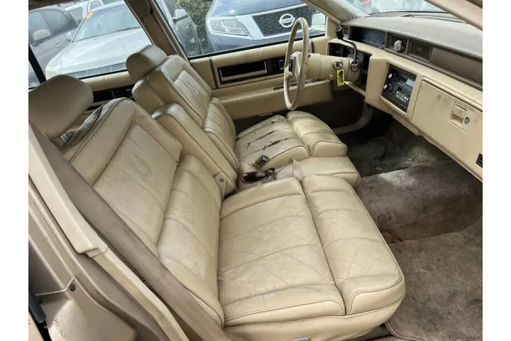 $2500 : 1987 DeVille image 9