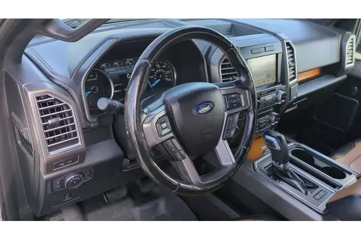 $29495 : Ford F-150 2016 4x4 Limited image 2