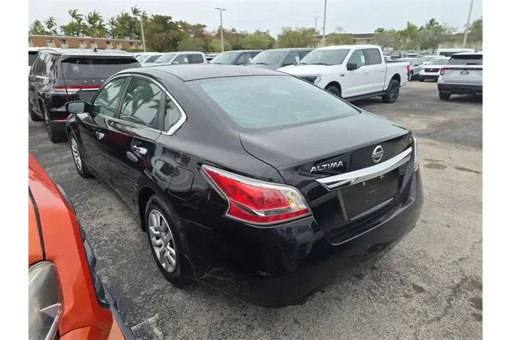 $5990 : Nissan Altima 2015 2.5 S 4dr image 4
