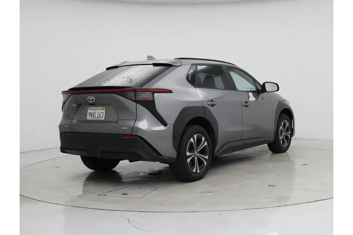 $25998 : Toyota bZ4X 2024 AWD XLE 4dr image 8