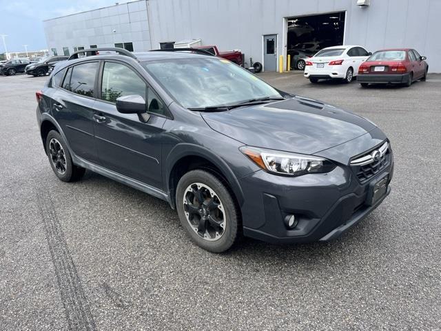 $25625 : PRE-OWNED 2021 SUBARU CROSSTR image 3