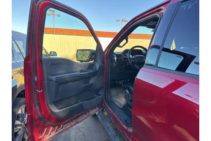 $30537 : Ford F-150 2022 4x4 XLT 4dr image 5