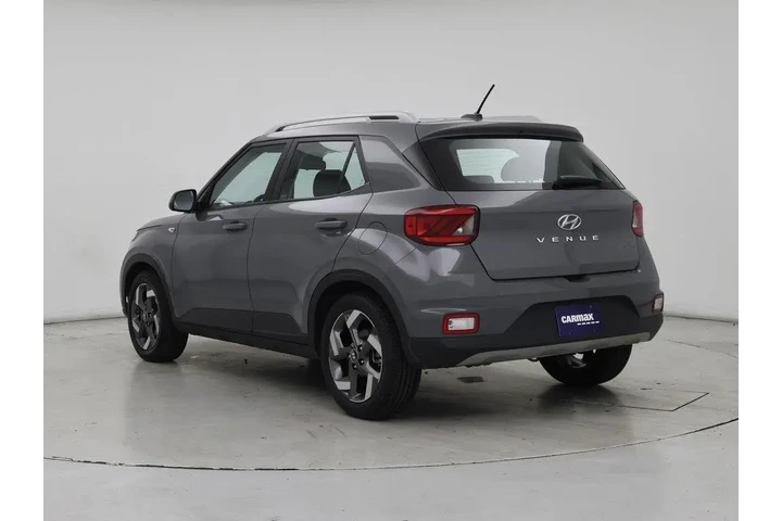 $18998 : Hyundai VENUE 2023 SEL 4dr C image 2