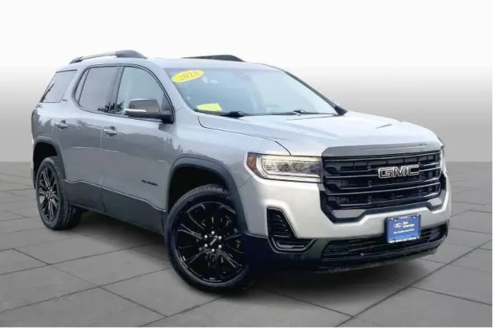 $26700 : GMC Acadia 2023 4x4 SLE 4dr image 2