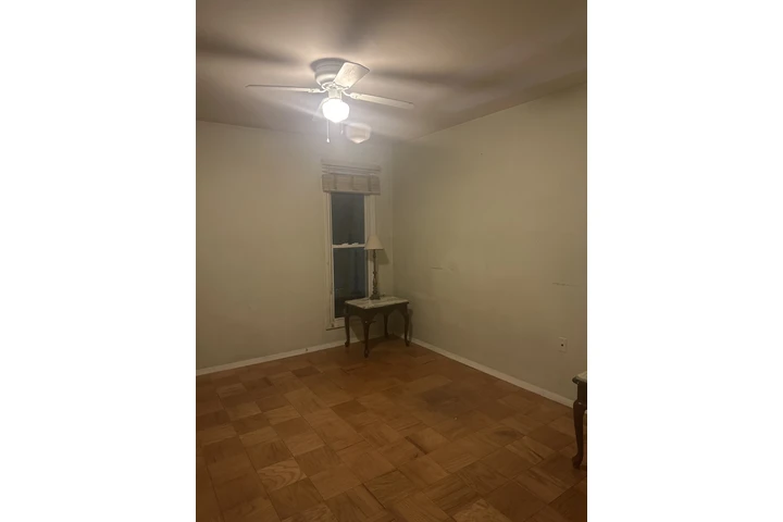 $700 : Se renta cuarto image 1