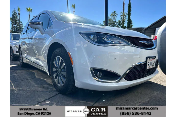 $28777 : 2020 Pacifica Hybrid Limited image 2